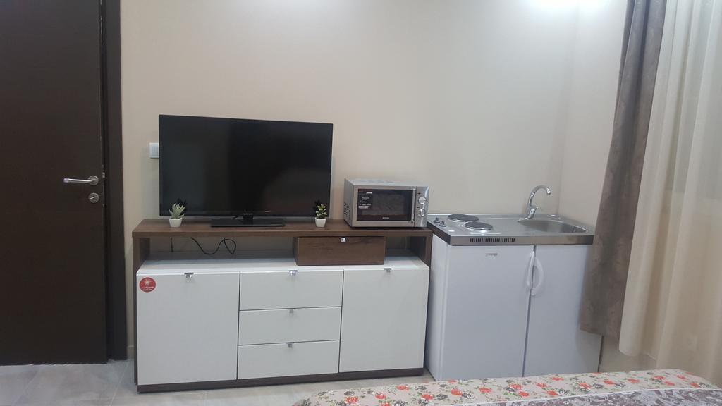 Studio Apartman - Centar Tivat Bagian luar foto